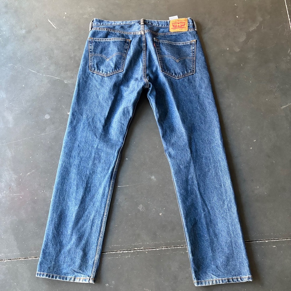 Levis 505 Regular Fit Straight Leg Blue Denim Jeans Mens W36 L32 - Picture 2 of 7